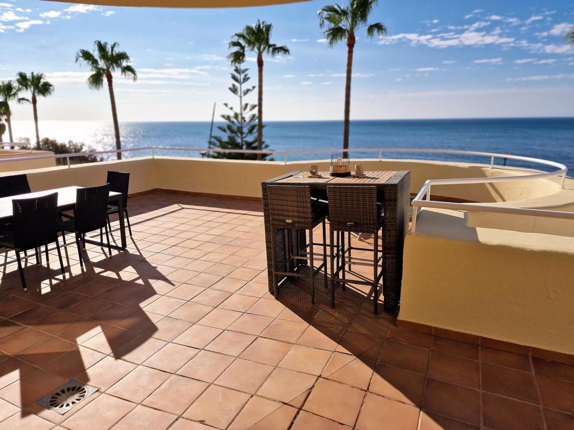 Apartments Bermuda Beach Estepona Exterior foto