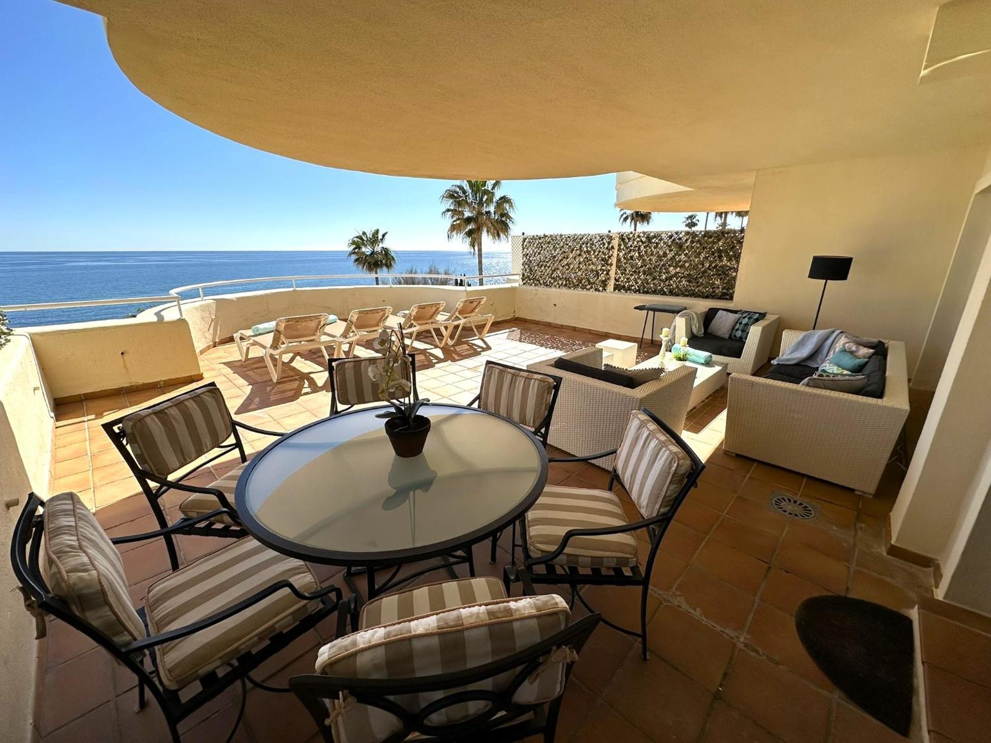 Apartments Bermuda Beach Estepona Exterior foto